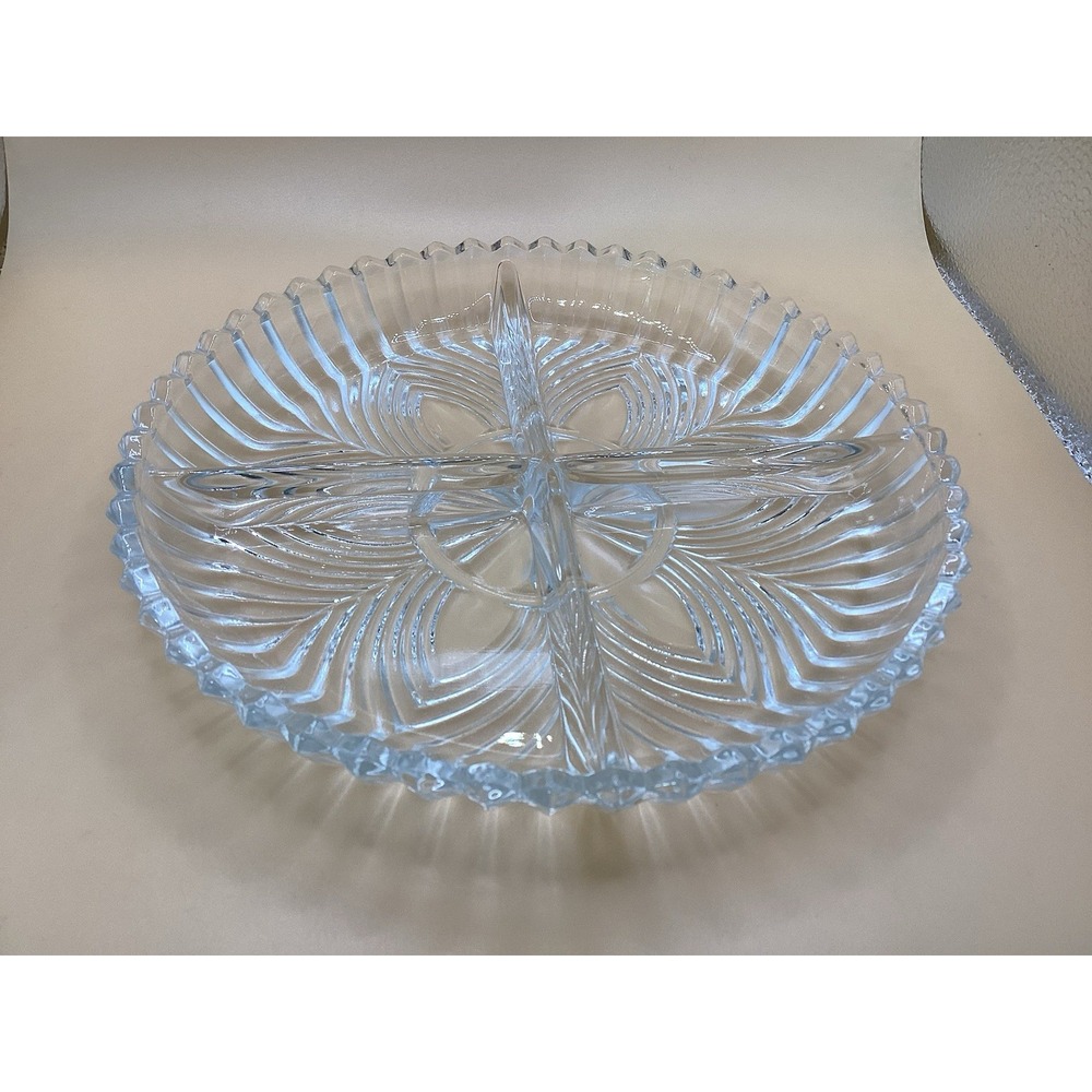 Vtg 7" Clear Pressed Glass‎ 4 Section Relish Tray Sawtooth Edge Round Elegant